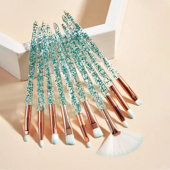 Other - 10 pc Makeup Brush Set